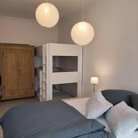 Ferienwohnung-im-karolinenkoog-erholung-zwischen-feld-und-deich شقة *